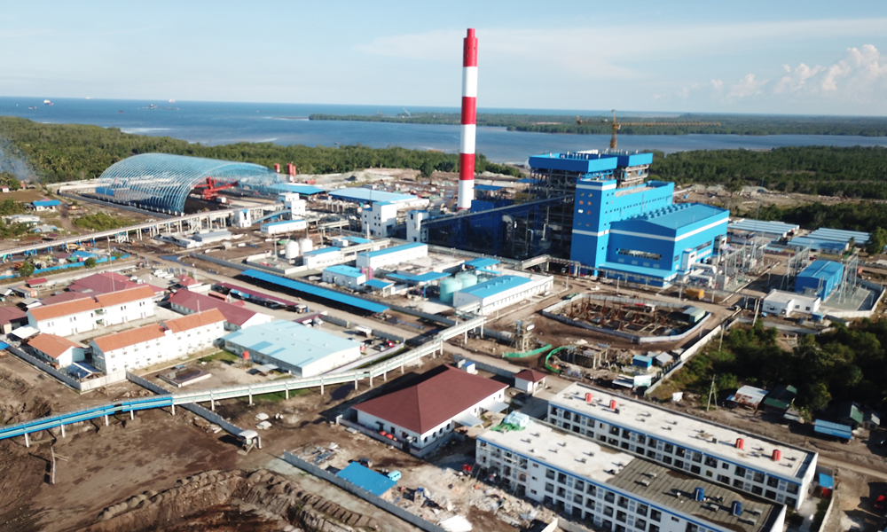 当地时间10月6日12时18分，中国化学工程所属成达公司投资建设的印尼东加里曼丹KALTIM-2 2x125MW BOOT燃煤电站项目一次并网发电成功，机组各项指标优良，各系统运行稳定，是印度尼西亚加里曼丹岛电网在运行最大规模机组。该机组的成功并网，将缓解印尼加里曼丹岛电力供应紧张局面，为当地经济发展提供可靠的电力保障。